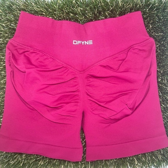 Dfyne impact shorts 4.5" berry small - Picture 2 of 5